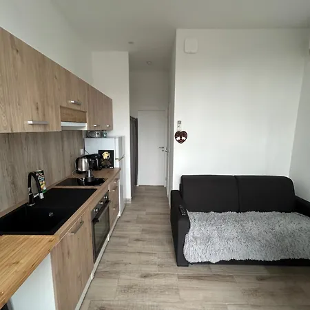 L Ecluse Apartmán *